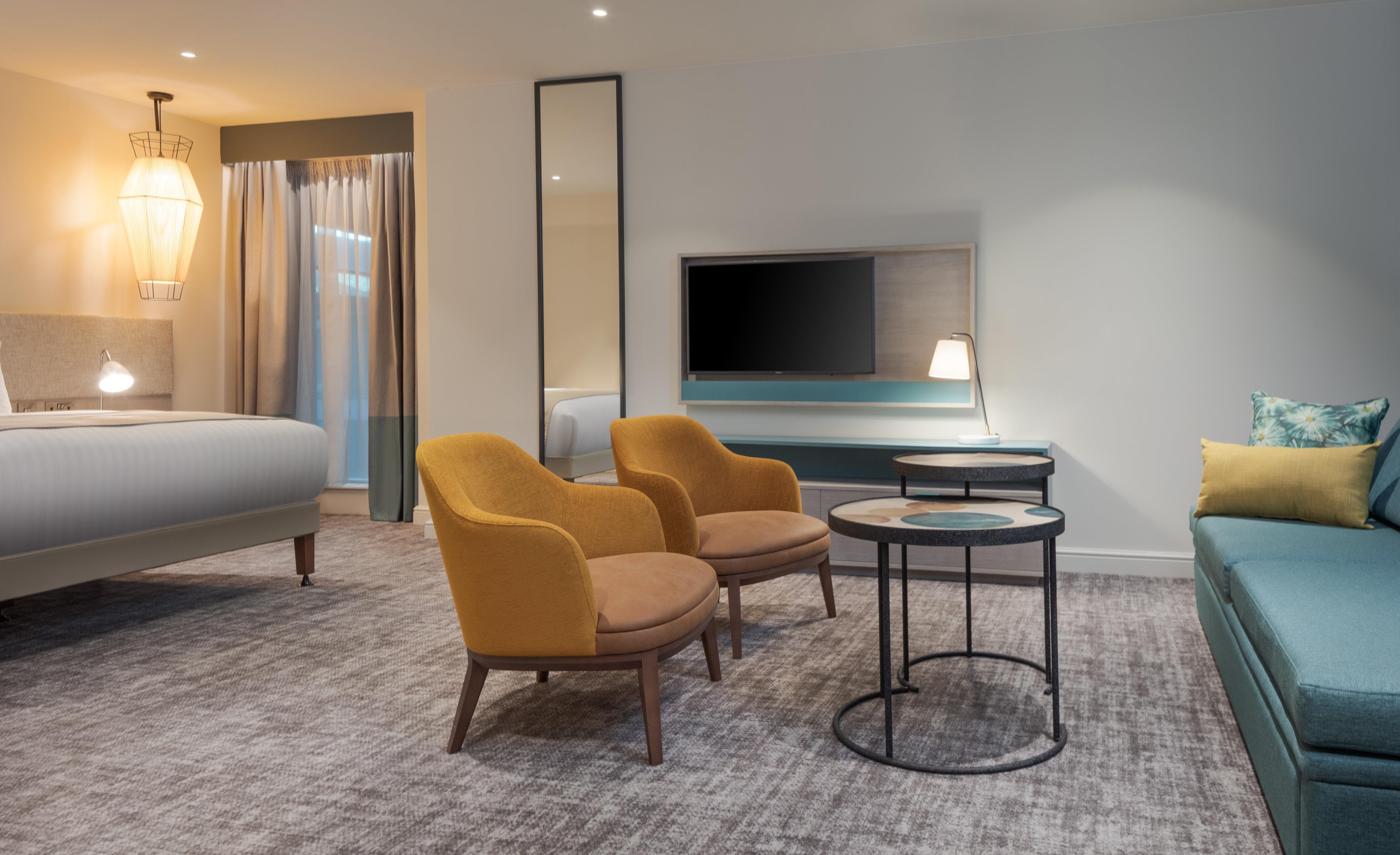 Staybridge Suites London Heathrow - Bath Road, An Ihg Aparthotel Hillingdon Exterior photo