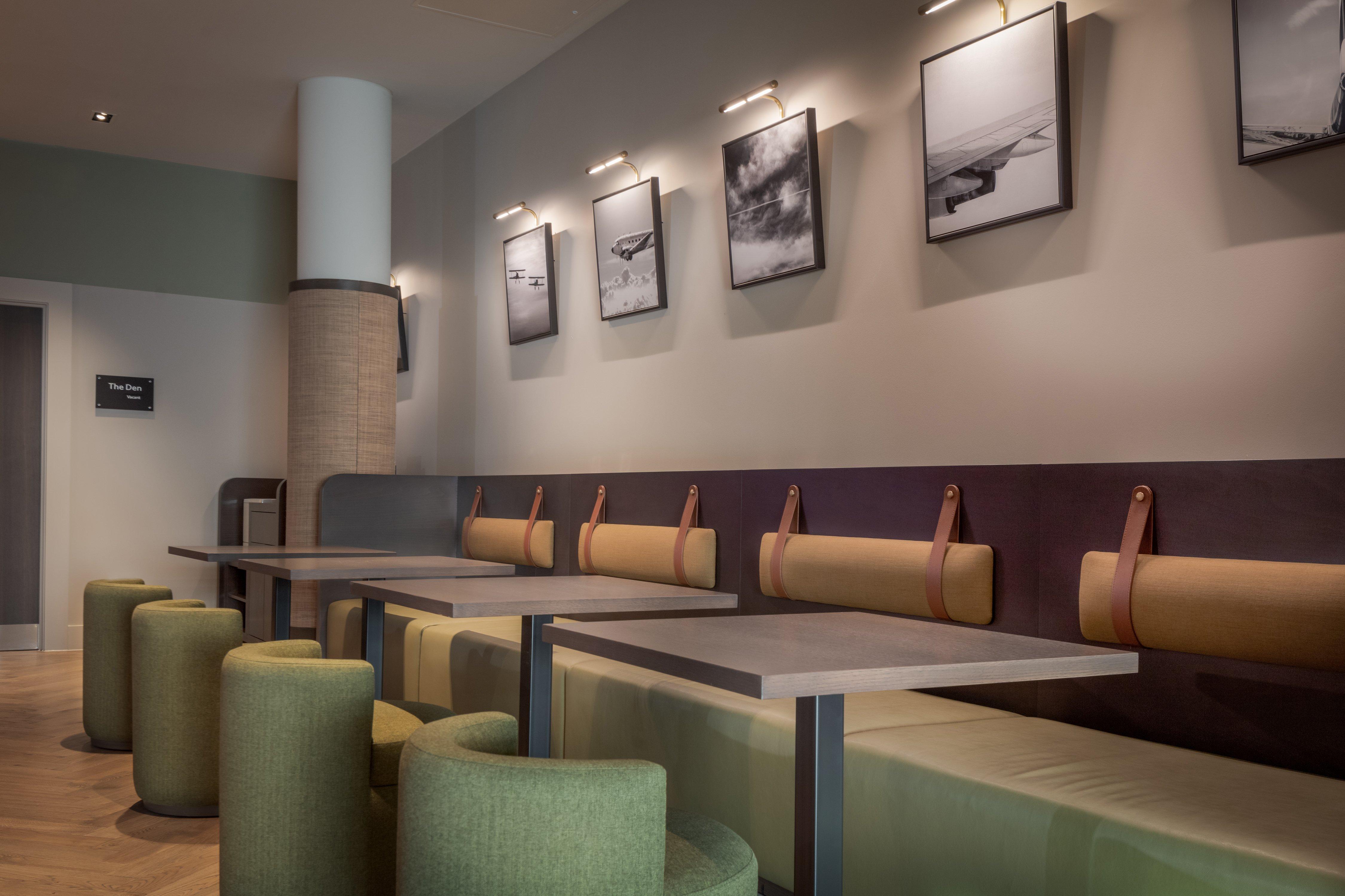 Staybridge Suites London Heathrow - Bath Road, An Ihg Aparthotel Hillingdon Exterior photo